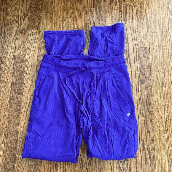 RARE! Lululemon Dance Studio Pant - Picture 2 of 10